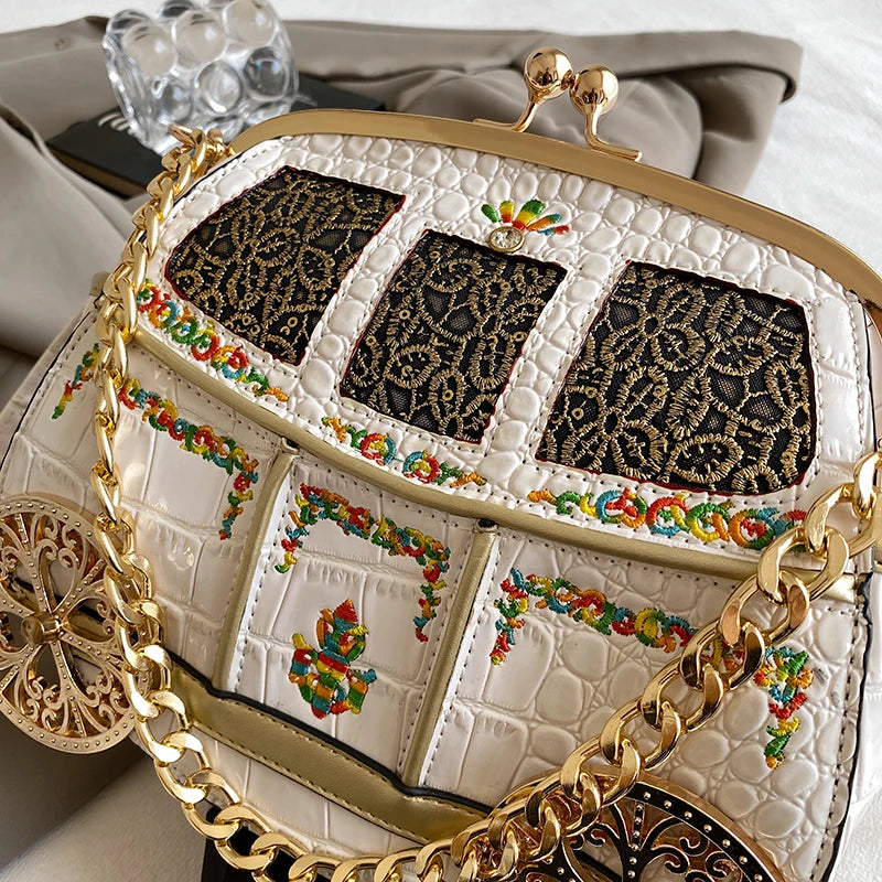 Royal Carriage Purse