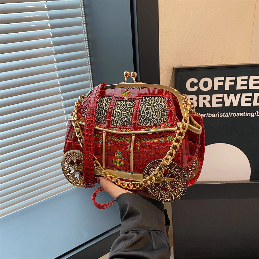 Royal Carriage Purse