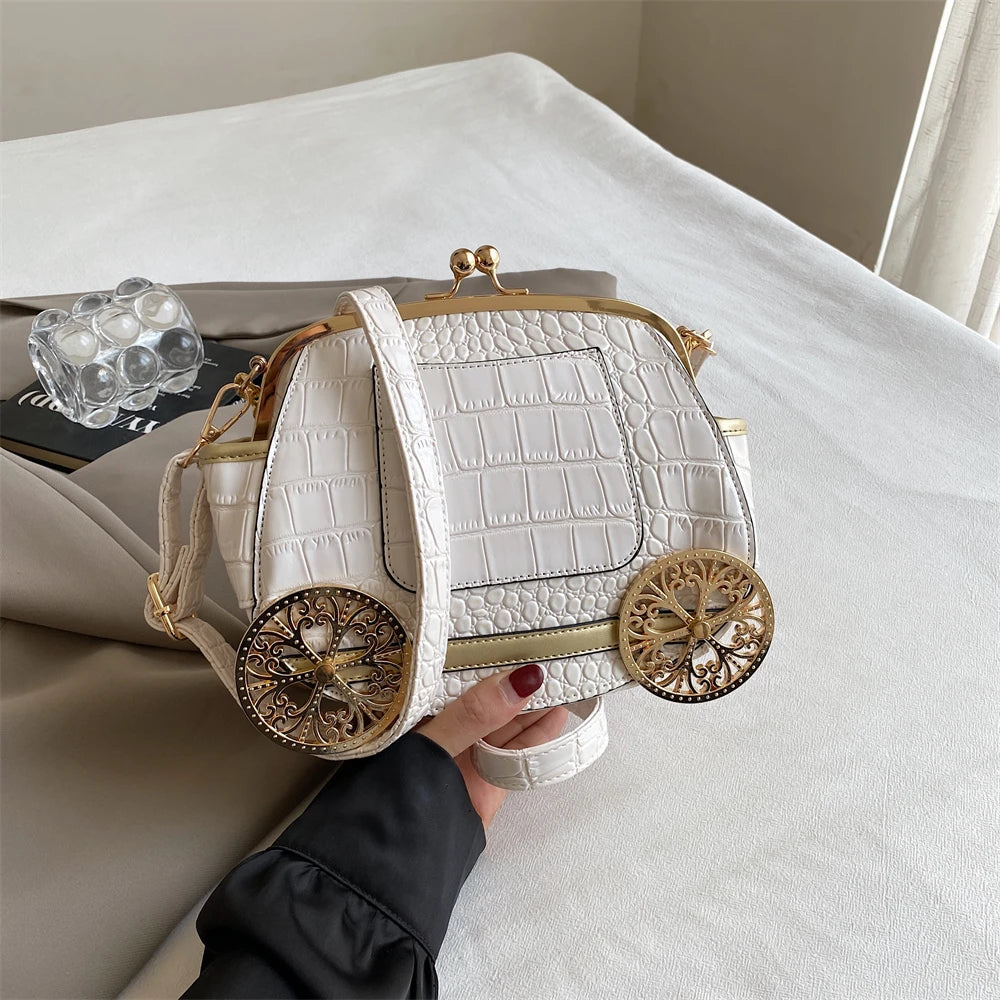 Royal Carriage Purse