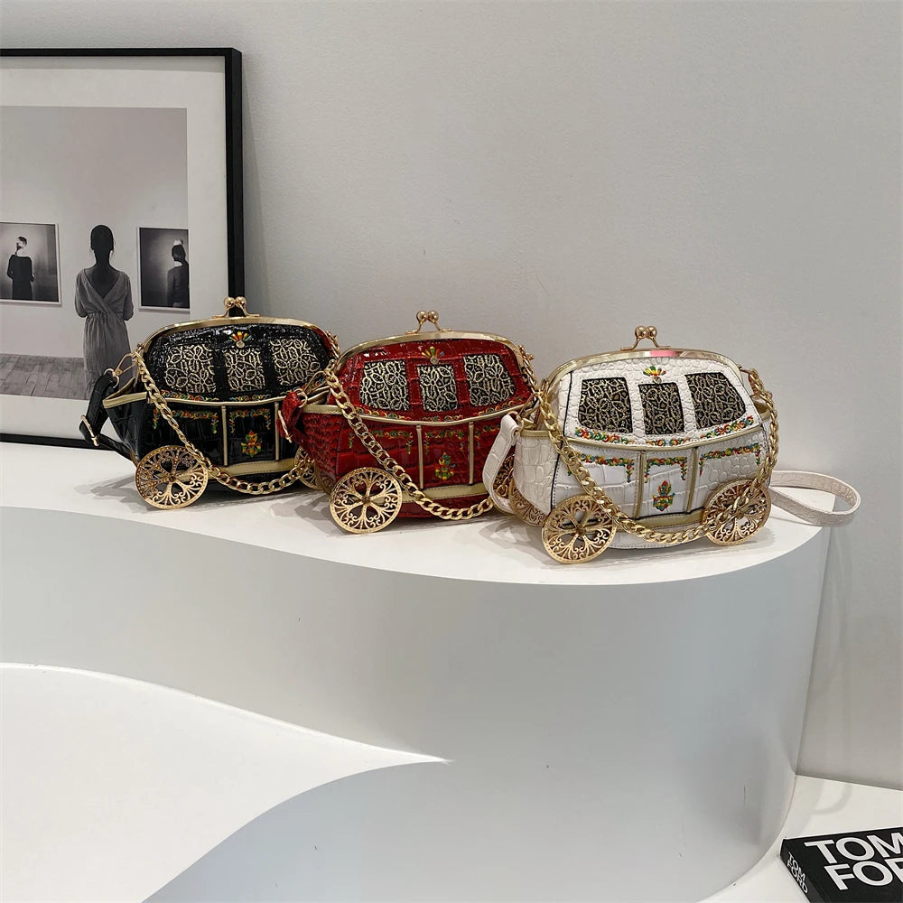 Royal Carriage Purse