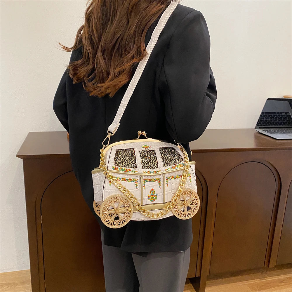 Royal Carriage Purse