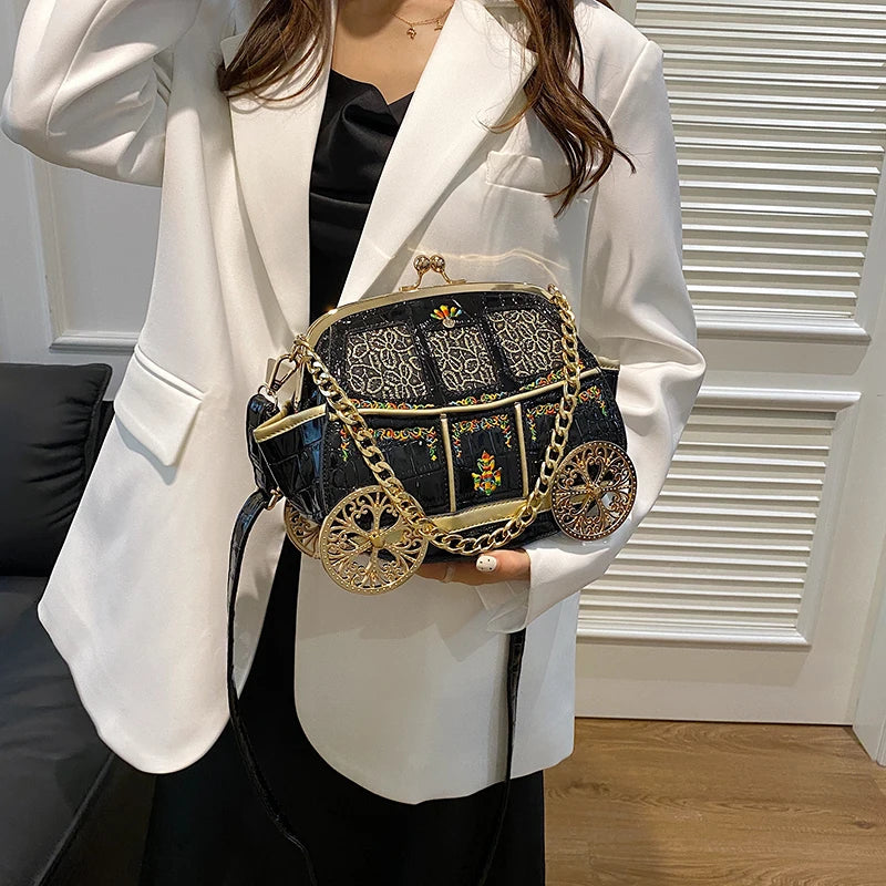 Royal Carriage Purse
