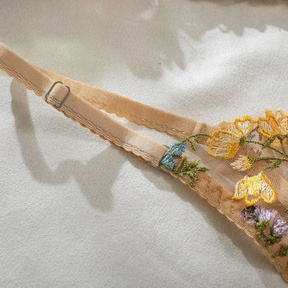 2-Piece Floral Embroidery Lingerie Set