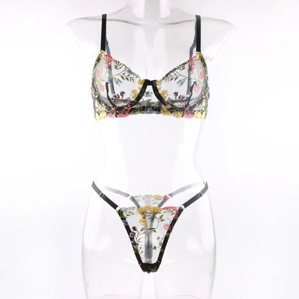 2-Piece Floral Embroidery Lingerie Set