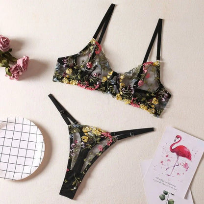 2-Piece Floral Embroidery Lingerie Set